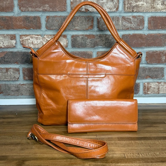 Hobo Preside Handbag & Hobo Jill Trifold Continental Wallet - Picture 1 of 13